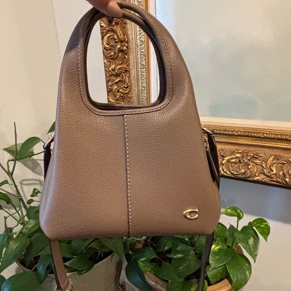 COACH Lana Shoulder Bag 23